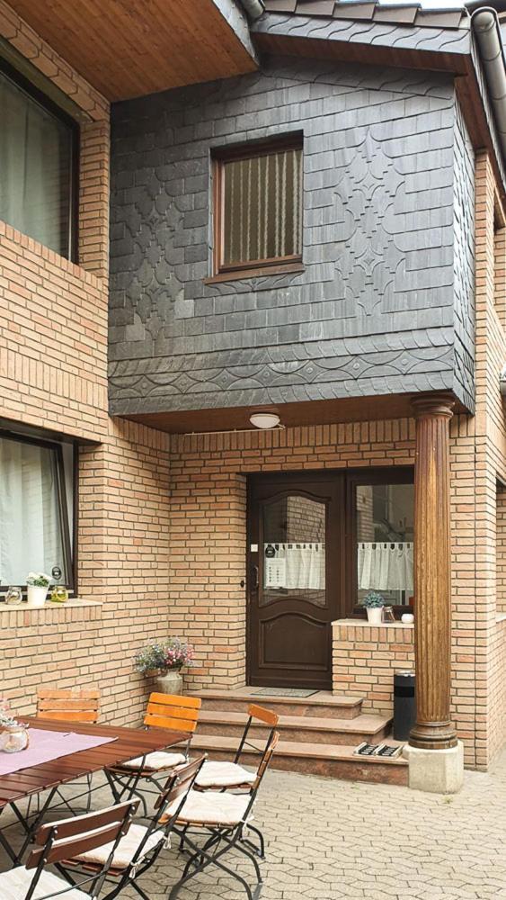 Friendly Home - Klinkerhof Bornheim  Exteriör bild